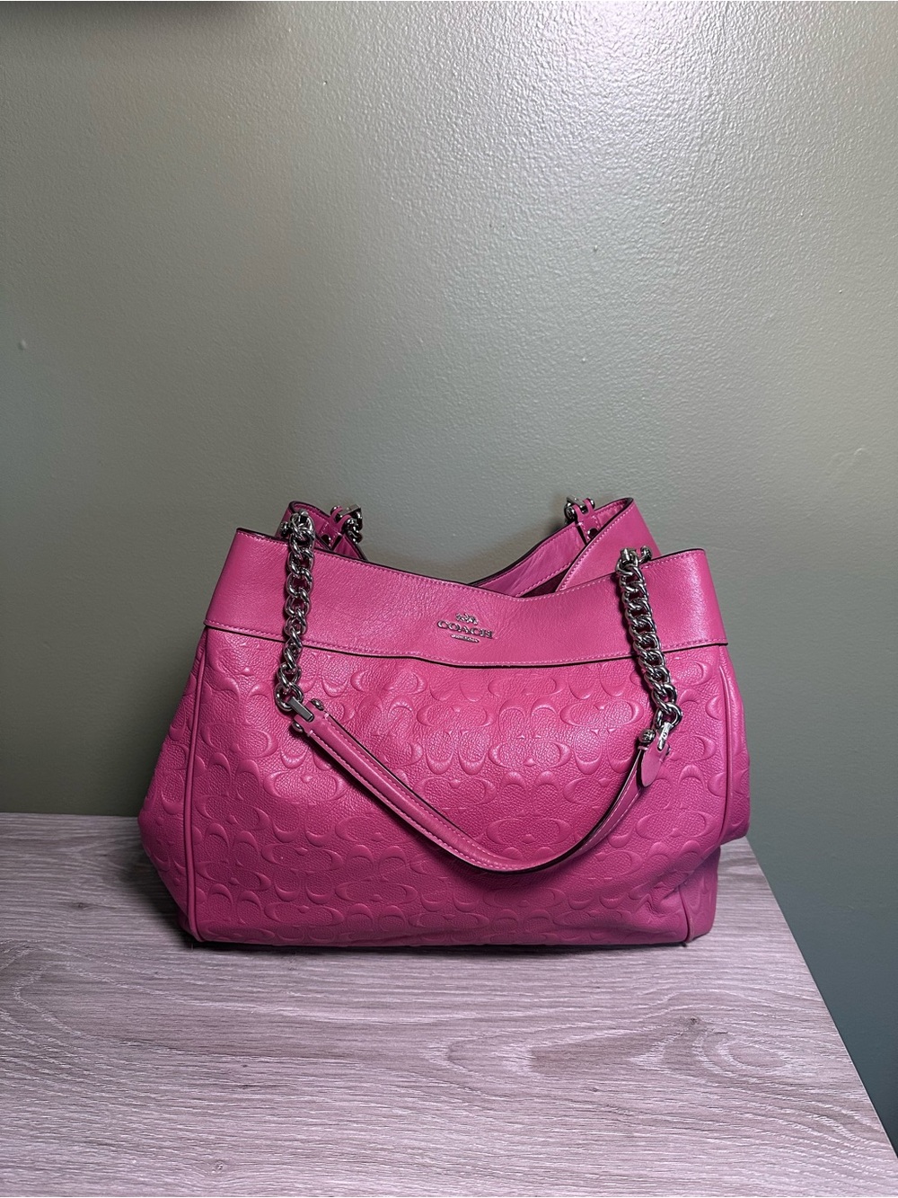 Coach Lexi pink Leather Shoulder Bag Hobo Classic Silver Hardware